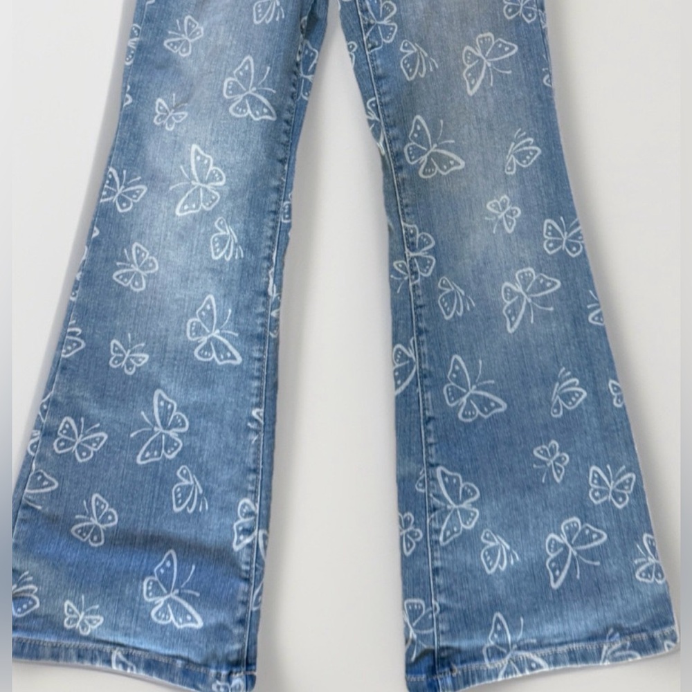 Jumping Beans Girls Size 7 Butterfly Print Flare Jeans Blue Stretch Denim - Picture 2 of 7
